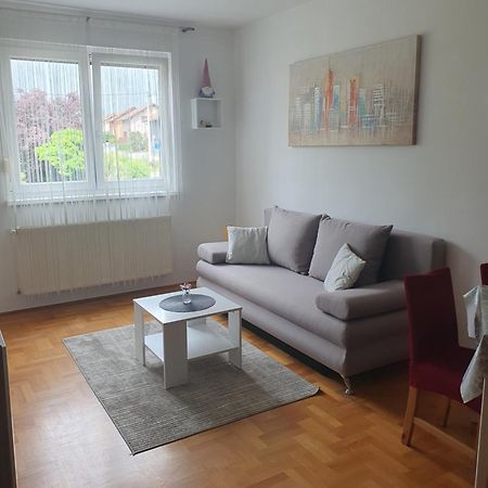 Apartman Dzakula Zagreb Buitenkant foto