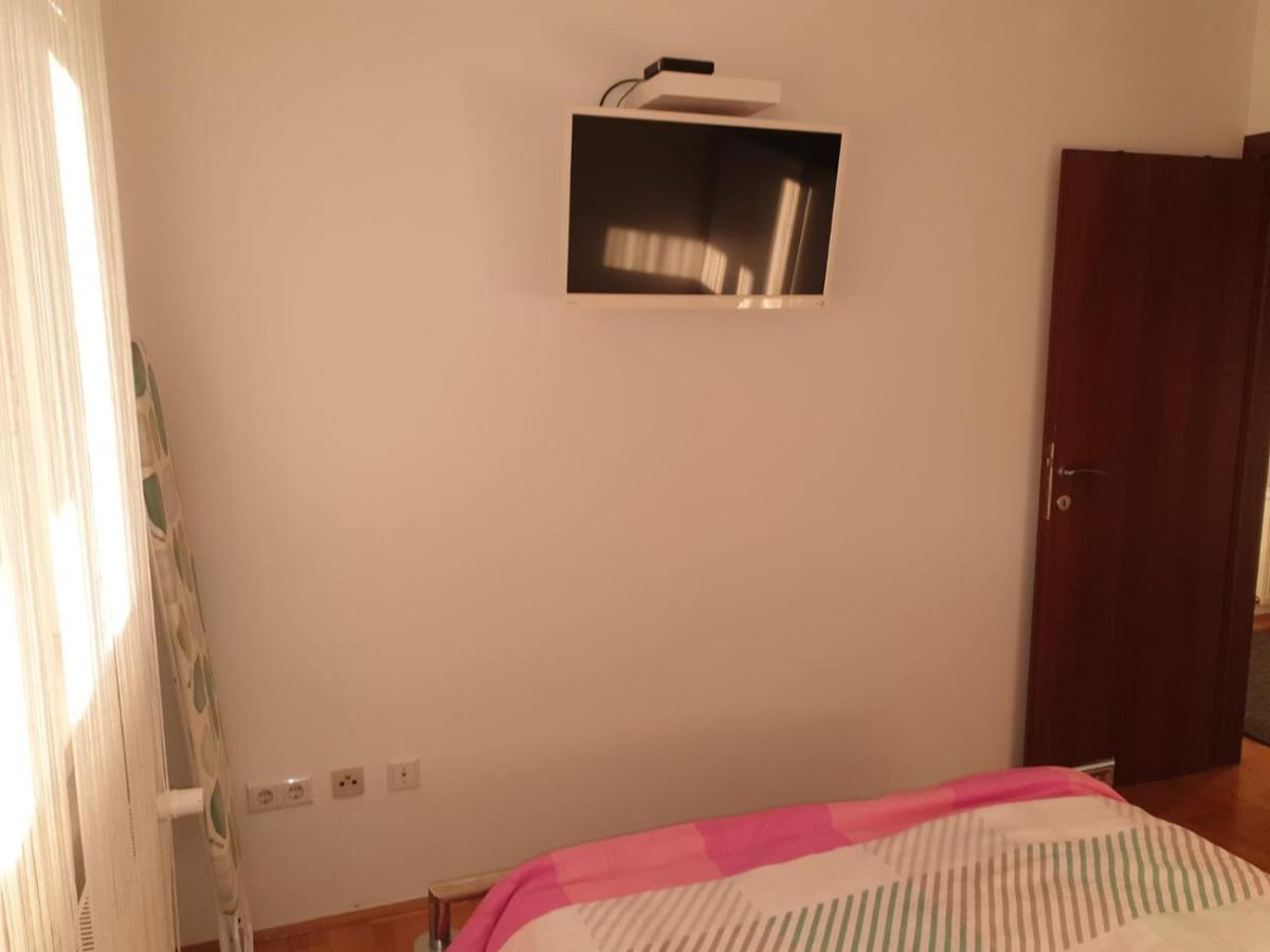 Apartman Dzakula Zagreb Buitenkant foto