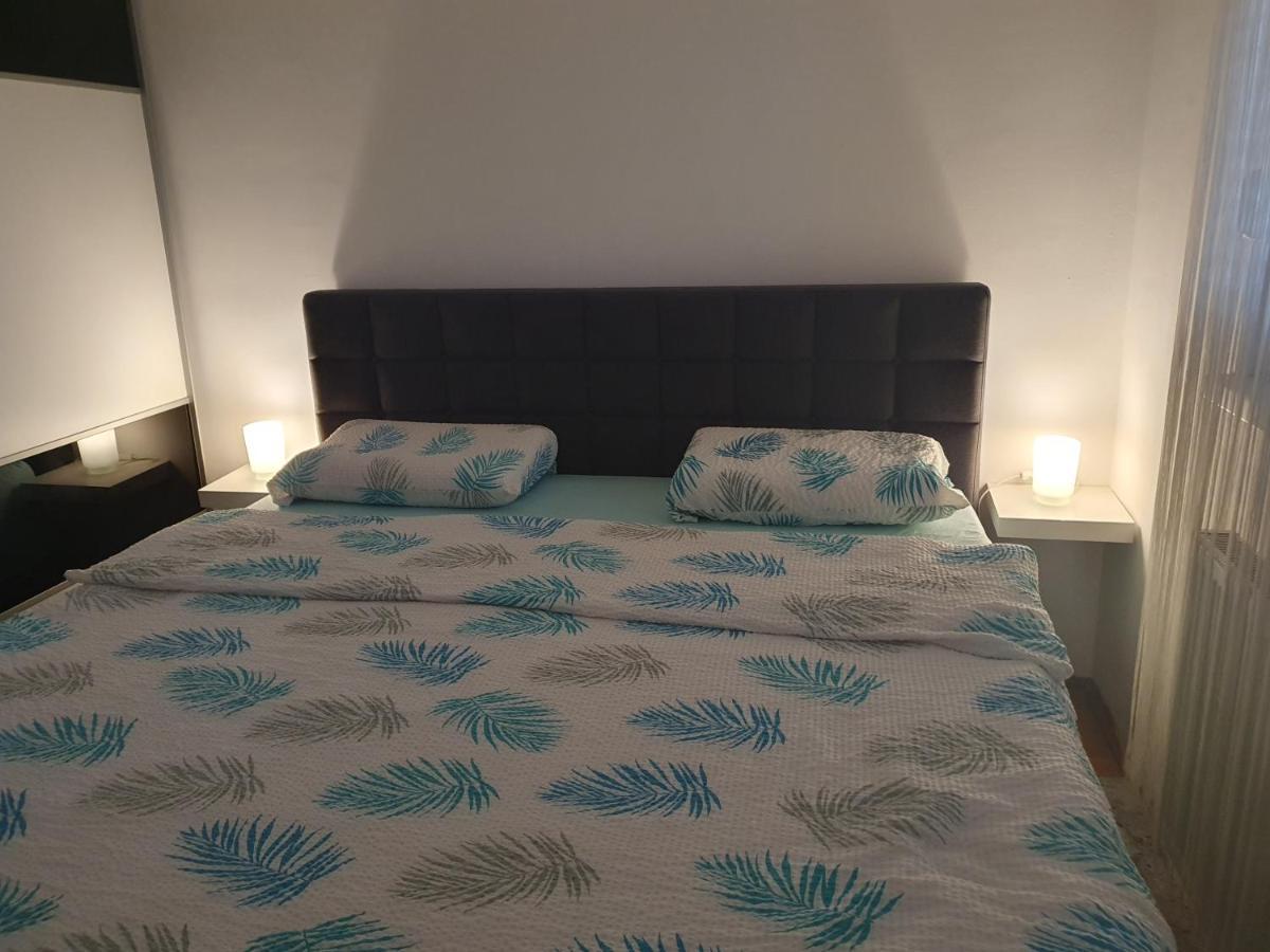 Apartman Dzakula Zagreb Buitenkant foto