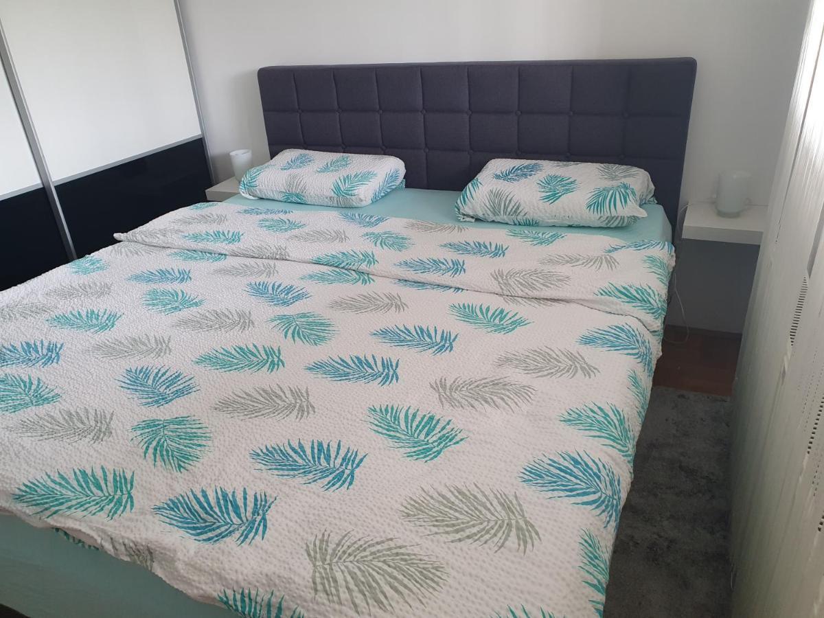 Apartman Dzakula Zagreb Buitenkant foto
